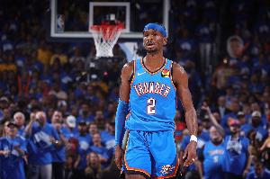 MVP風(fēng)采展示！亞歷山大19分鐘9投7中 無罰球砍下16分5助攻