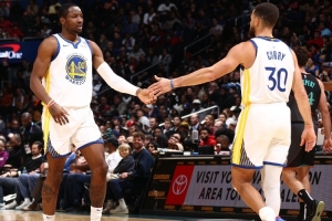 庫里：我不會(huì)過分分析庫明加在場(chǎng)的每一分鐘 這對(duì)任何人都沒好處