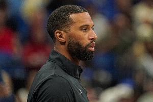 黃蜂主帥：為核心搭配輔助陣容很重要 后續(xù)我們還會(huì)做出調(diào)整