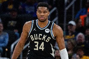 飛天遁地！科爾·安東尼送拋傳 字母哥力壓阿門打成2+1