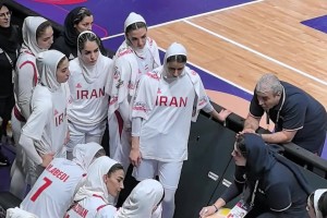 亞洲杯上的伊朗女籃 捂得真嚴實啊??